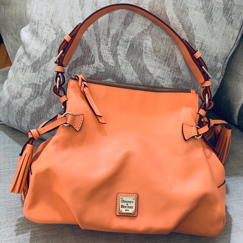 Dooney bourke ecru